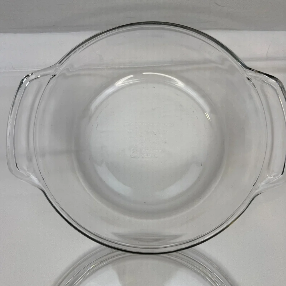 Anchor Hocking Glass Casserole Dish w/ Lid 1.5 Quart Ovenware 8.25in Clear